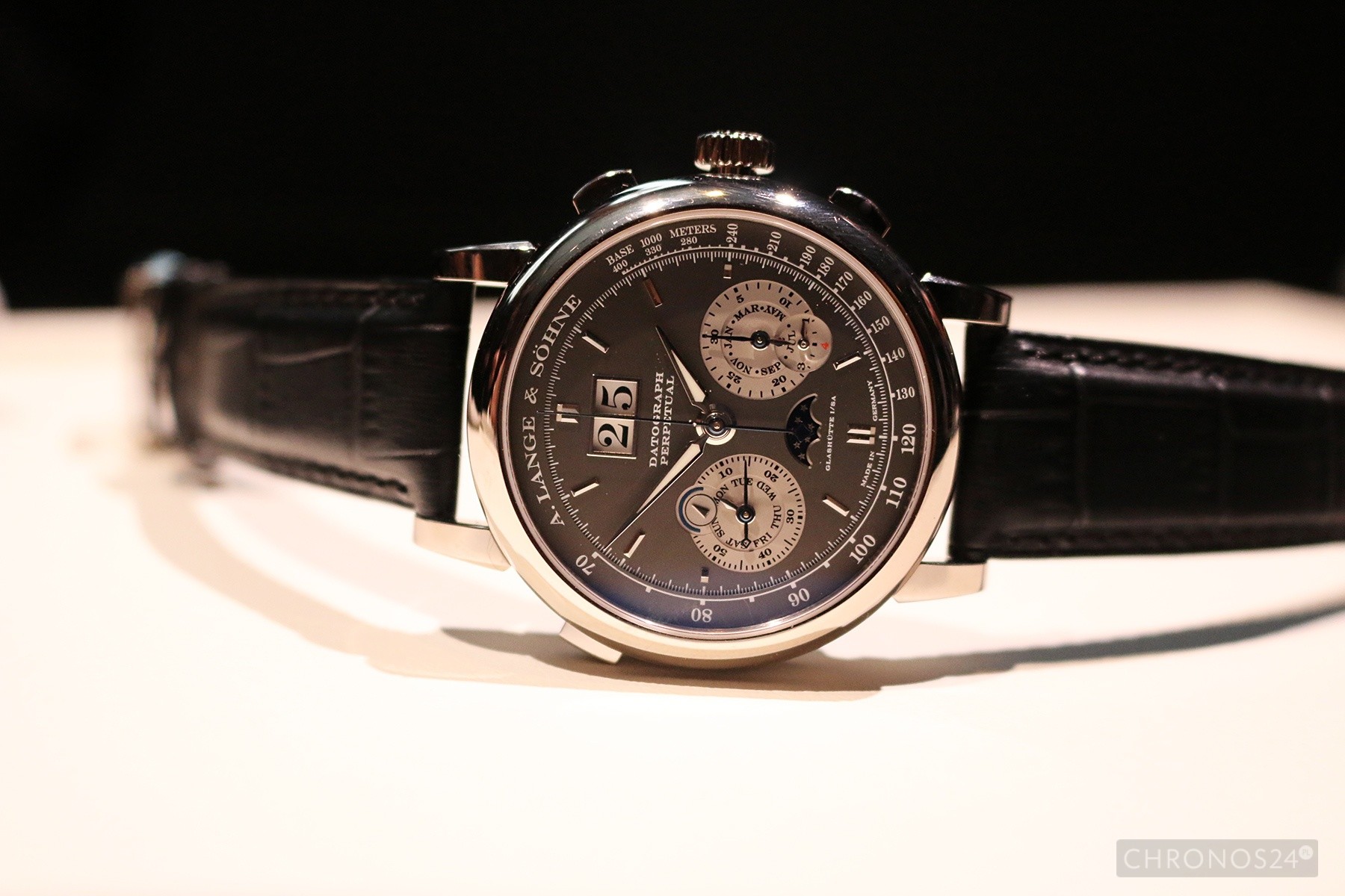 Review A. Lange & Söhne Datograph Up/Down [live pics, price] - CH24.PL